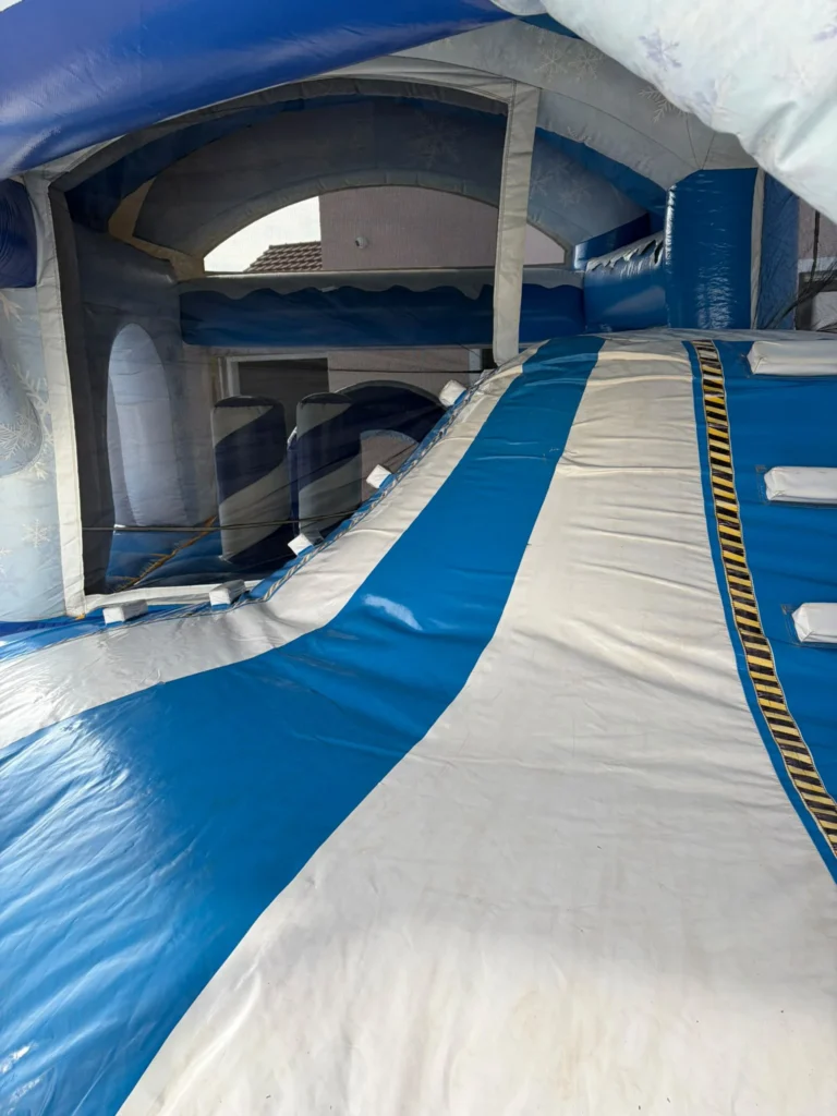Frozen Hüpfburg von Jump4Fun – Produktansicht