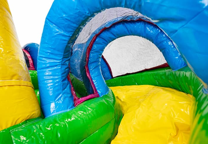 Flamingo-Hüpfburg von Jump4Fun – Produktansicht Rutsche